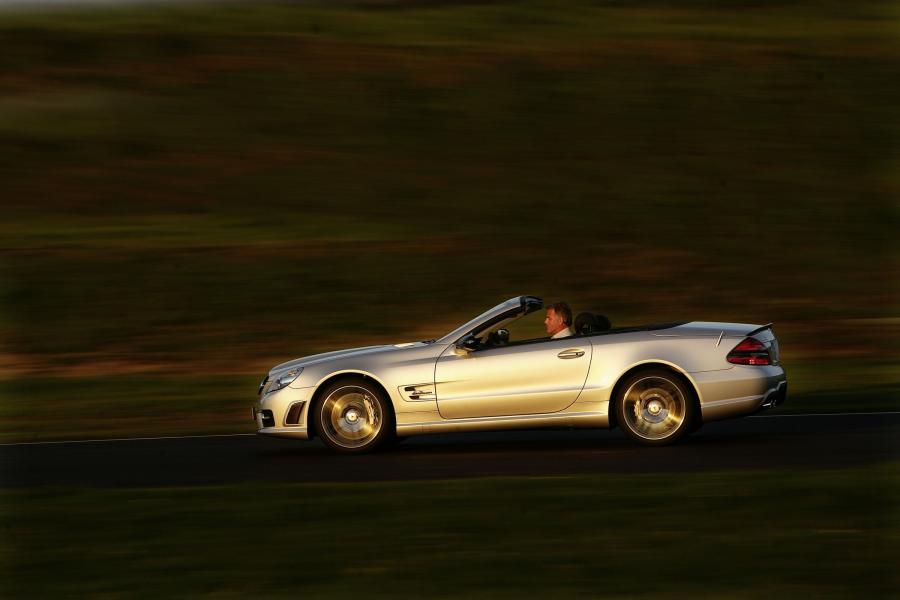  Mercedes-Benz SL63 AMG 2009 года  (фото 10 из 43)